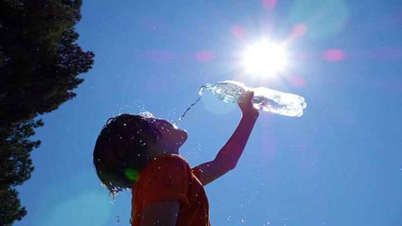 Karnataka heatwave: Government revises office hours as temperatures rise in 9 districts